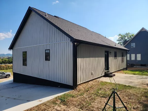 Hartsville, TN 37074,195 Scenic Ln