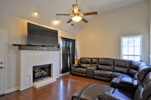 Clarksville, TN 37040,613 Snowshoe Ln