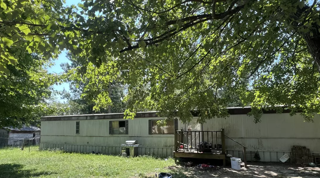 510 W Market St, Portland, TN 37148