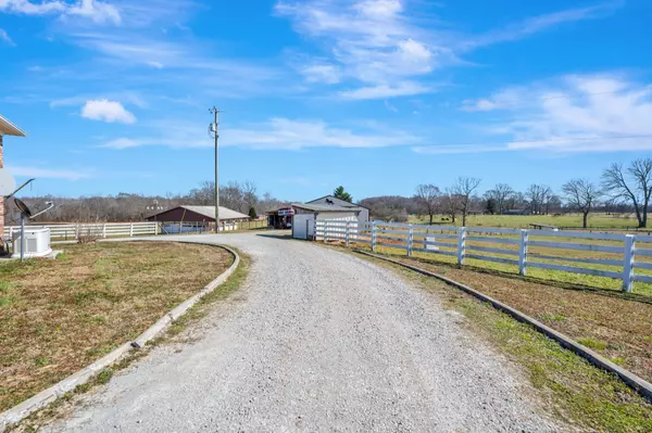 Lawrenceburg, TN 38464,158 Big Springs Rd