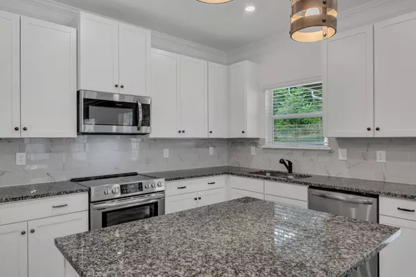 Antioch, TN 37013,220 Lightwood Dr