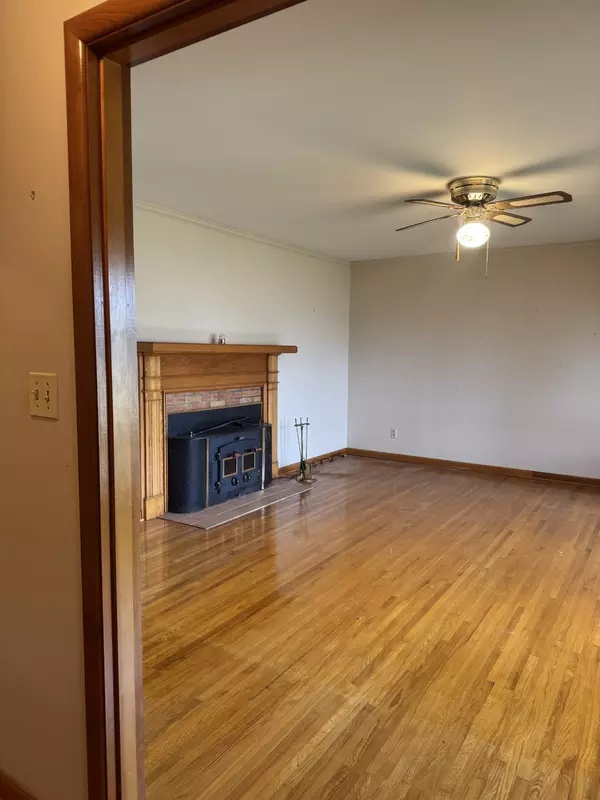 Columbia, TN 38401,1409 Nashville Hwy