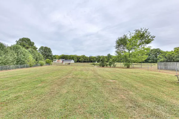 Murfreesboro, TN 37128,2437 Canterbury Chase