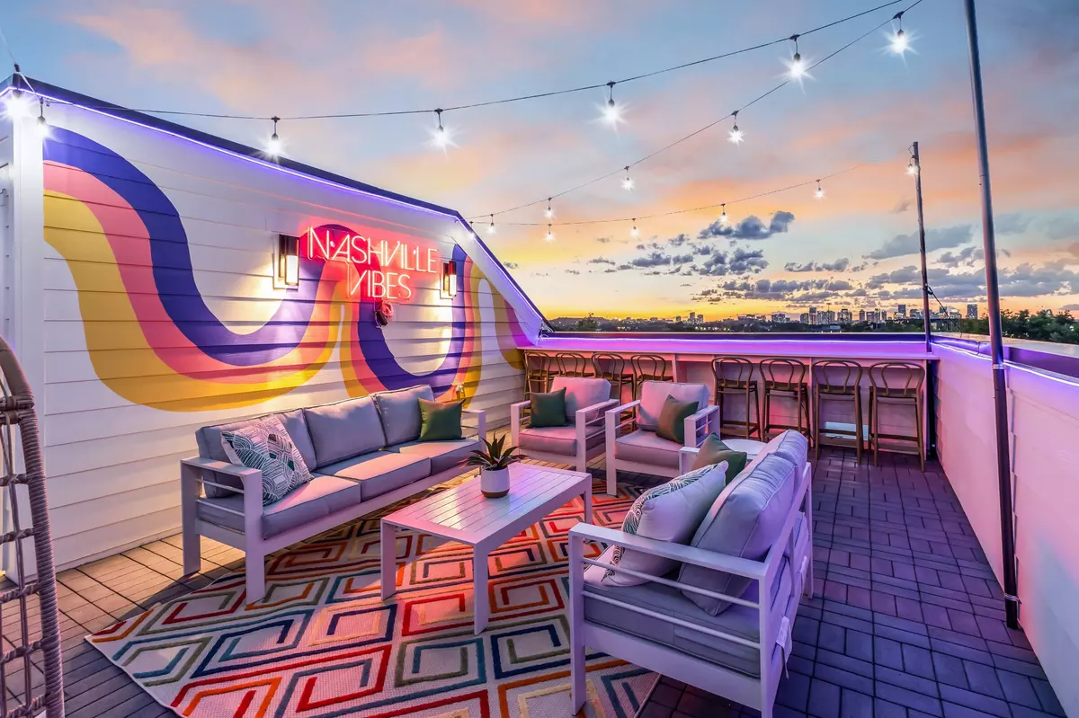 Nashville, TN 37211,2176 Carson St #5