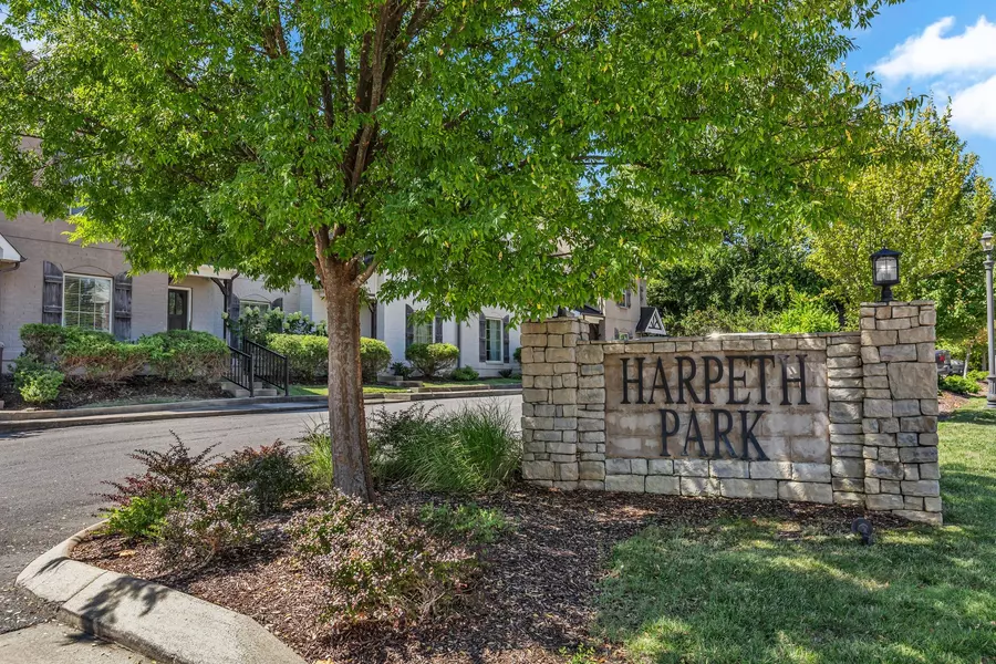 535 Harpeth Park Dr, Nashville, TN 37221