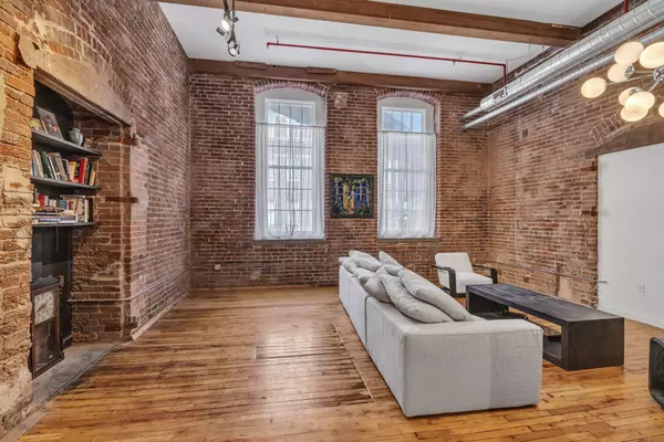 Nashville, TN 37208,1350 Rosa L Parks Blvd #351