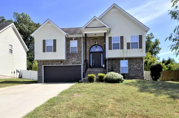 1292 VIEWMONT DR, Clarksville, TN 37040
