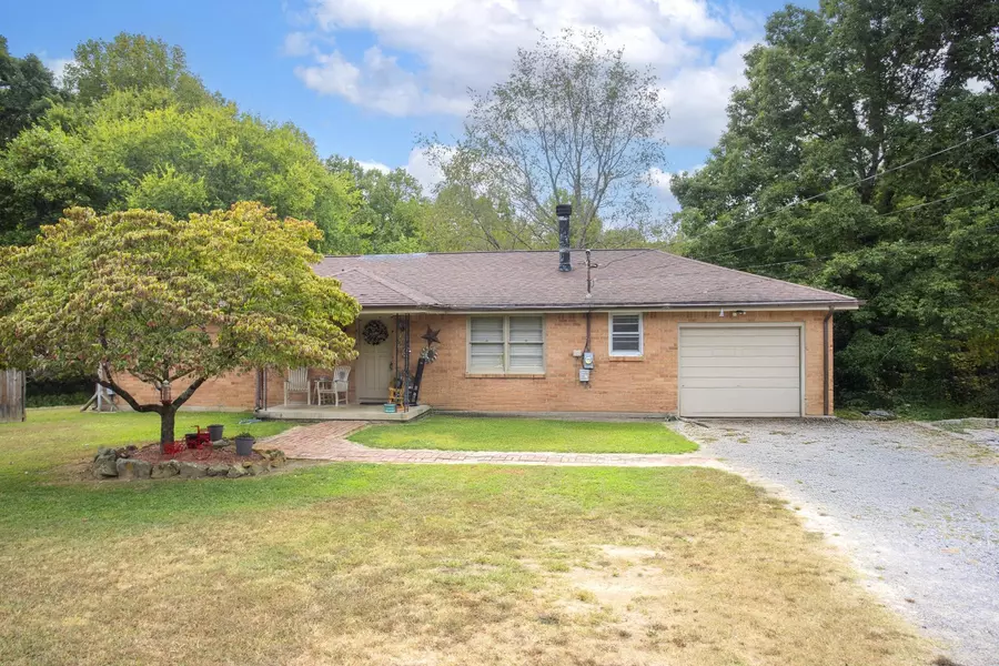 5919 Dividing Ridge Rd, Goodlettsville, TN 37072