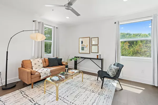 Nashville, TN 37203,1260 Martin St #301