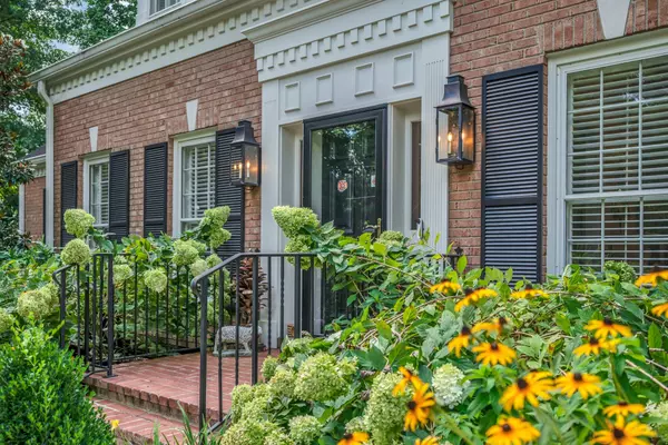 Nashville, TN 37215,102 Hanover Sq