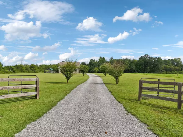 Bell Buckle, TN 37020,145 Sudberry Rd