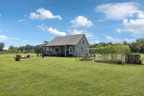 Bell Buckle, TN 37020,145 Sudberry Rd