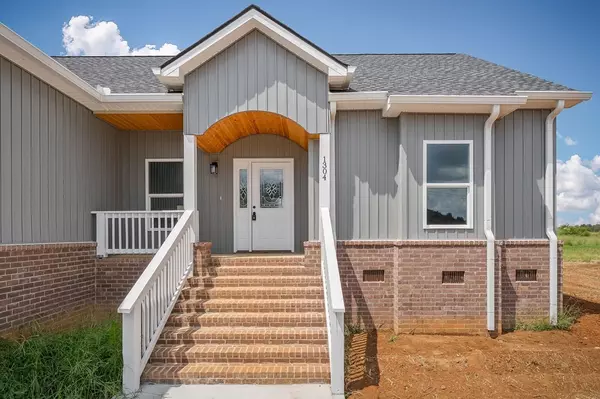 Sparta, TN 38583,1304 Duck Pond Rd