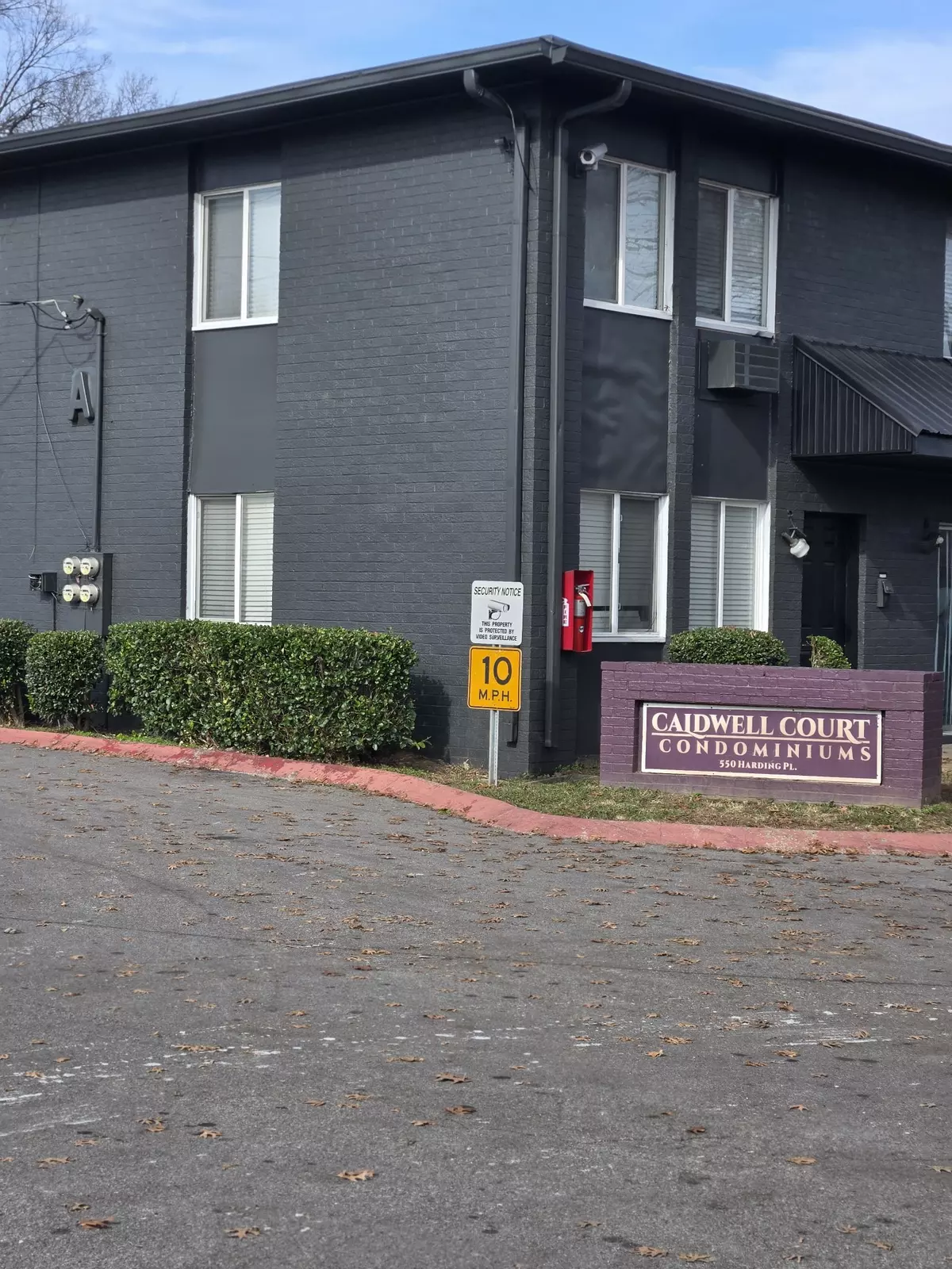 Nashville, TN 37211,550 Harding Pl #F120