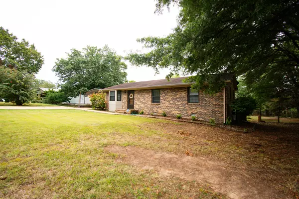 Ethridge, TN 38456,305 Lincoln St