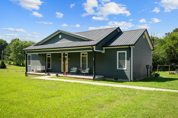 White Bluff, TN 37187,229 Pleasant View Road