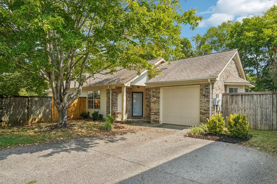 410 Newbary Ct, Franklin, TN 37069