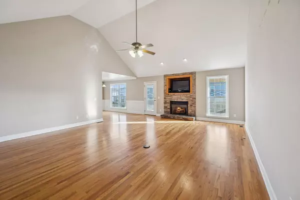 Ooltewah, TN 37363,8447 Lexie Lane
