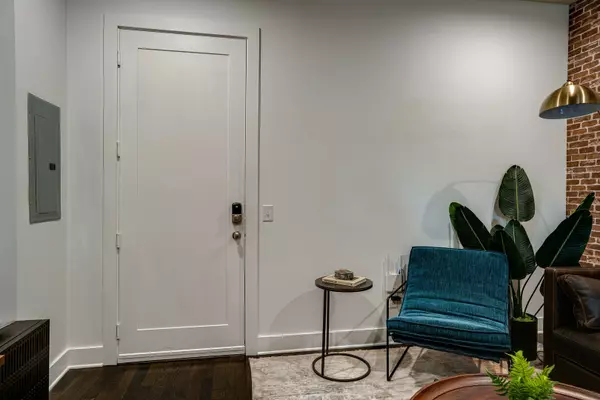 Nashville, TN 37203,210 30th Ave #N #308