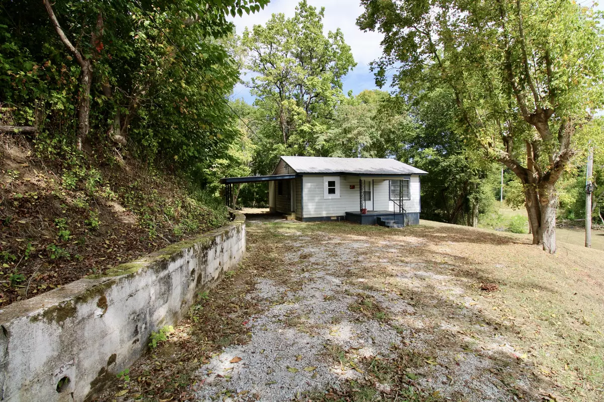 Lexington, TN 38351,55 Madison Ave