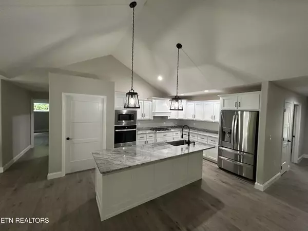 Monterey, TN 38574,1137 Davidson Drive