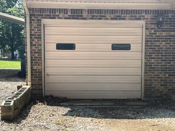Pulaski, TN 38478,929 Kathleen Dr