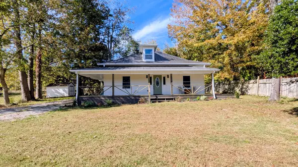 Gainesboro, TN 38562,210 Pap Johnson Cir