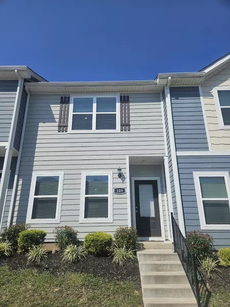 109 David Bolin Dr, La Vergne, TN 37086