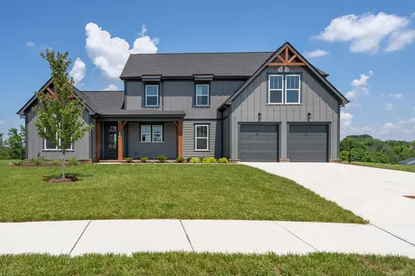 7402 Black Fox Dr, Fairview, TN 37062