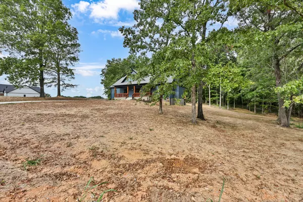 Southside, TN 37171,4863 Hunter Rd