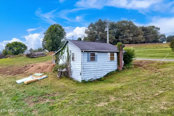 Knoxville, TN 37938,7952 Hill Rd
