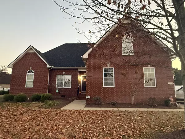 3606 Geneva Dr, Murfreesboro, TN 37128