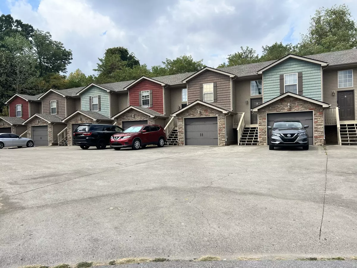 Clarksville, TN 37042,1732 Thistlewood Dr