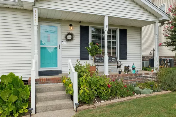 Hendersonville, TN 37075,135 Riverwood Dr