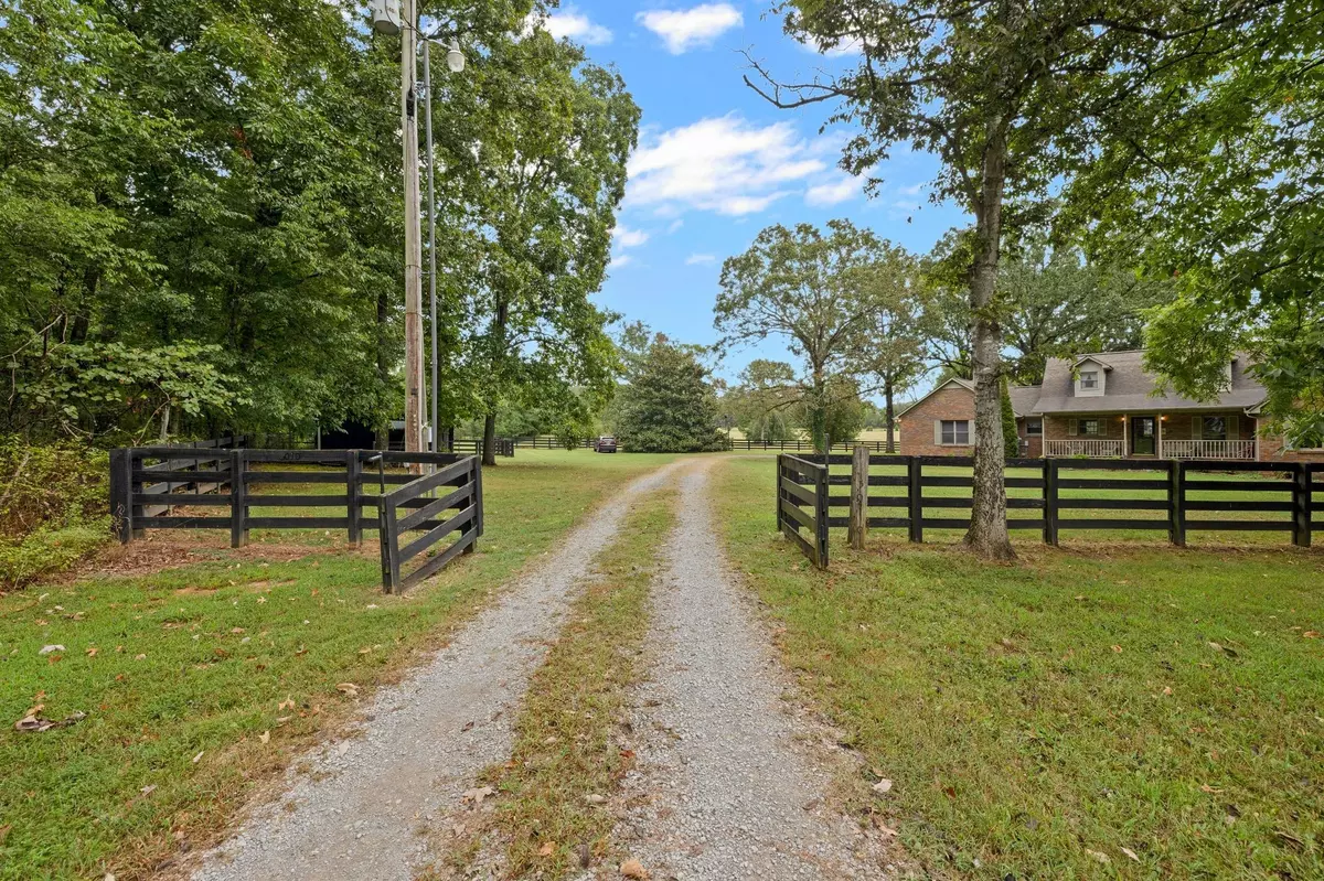 Columbia, TN 38401,5010 John Lee Johnson Rd