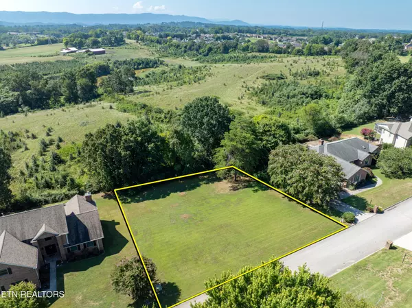 Maryville, TN 37801,820 Royal View Drive