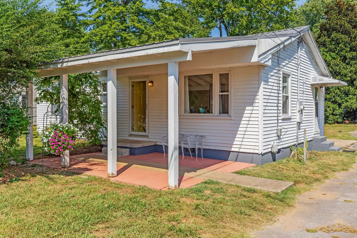 Murfreesboro, TN 37129,1120 White Blvd
