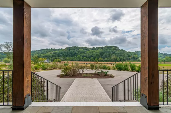 Franklin, TN 37064,5495 Leipers Creek Rd