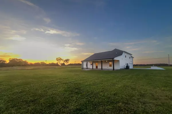 Bell Buckle, TN 37020,2242 Unionville Deason Rd