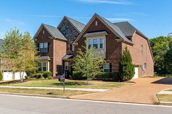 Brentwood, TN 37027,9810 Glenmore Ln