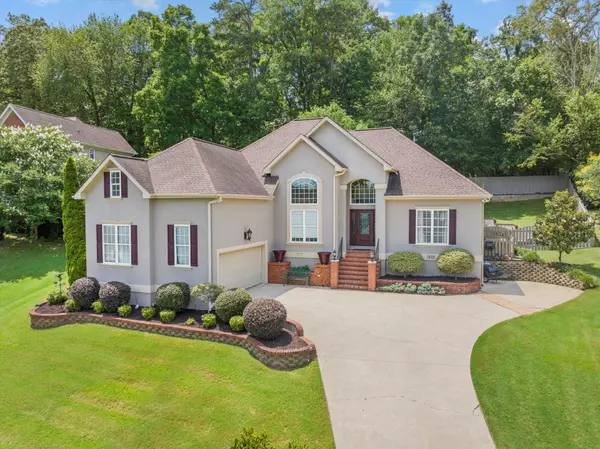 Ooltewah, TN 37363,9443 Lazy Circles Drive