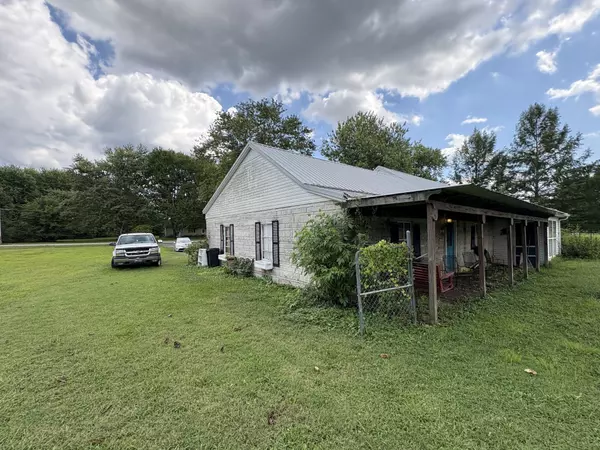 Lawrenceburg, TN 38464,1088 Mattox Town Rd