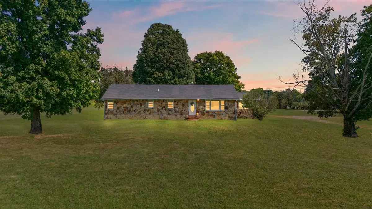 Tullahoma, TN 37388,5120 Old Manchester Hwy