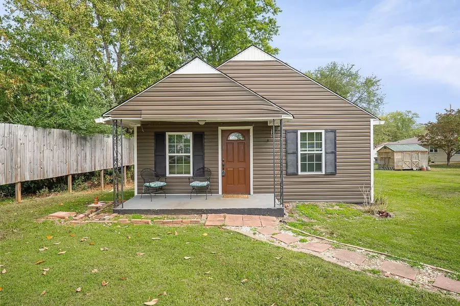 212 Mullican St, Mcminnville, TN 37110