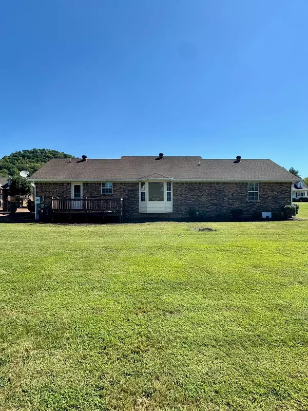 Carthage, TN 37030,24 Crescent Blvd