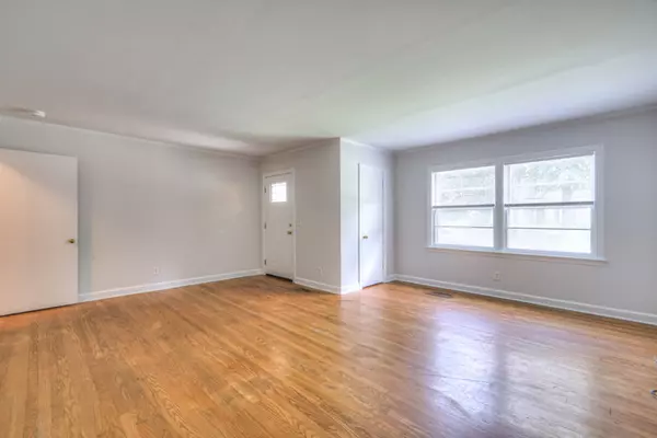 Murfreesboro, TN 37130,520 College St #E #A