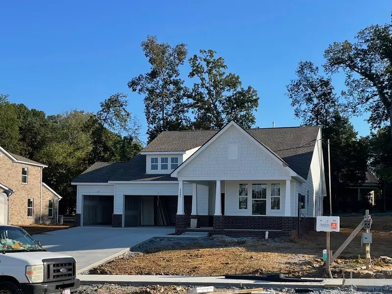 1241 Tucker Drive, Lebanon, TN 37087