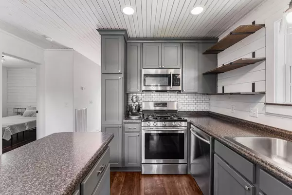 Dickson, TN 37055,1418 Ridge Rd