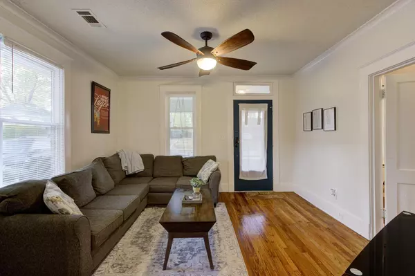 Memphis, TN 38104,1975 Walker Ave