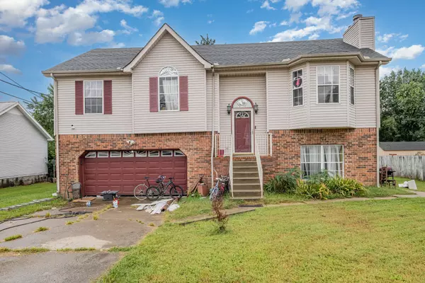 206 Bluewater Ct, La Vergne, TN 37086